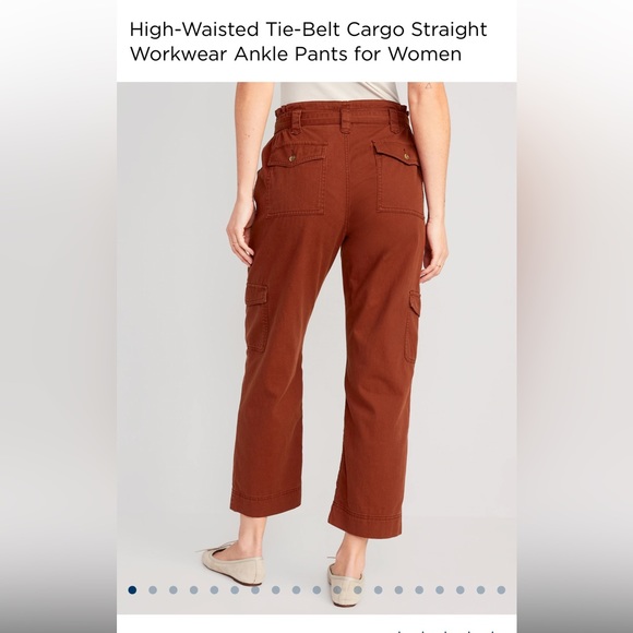 Old Navy cargo pants in rust - Picture 2 of 4